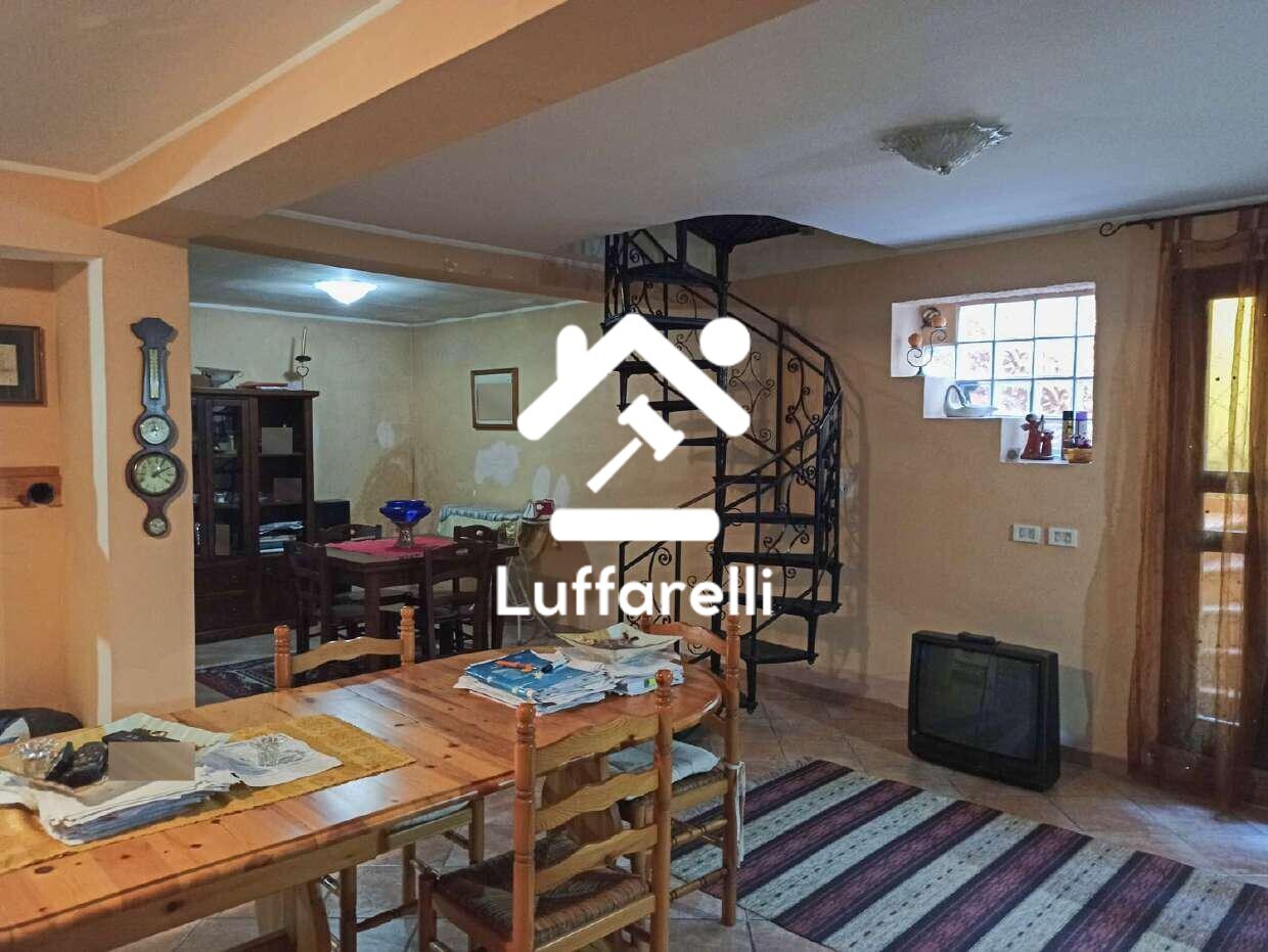CASA / VILLA STR. CORTA - LATINA — foto 3