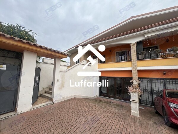 CASA / VILLA VIA ROMAGNANO SESIA - ROMA — foto 2