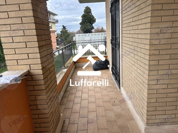 CASA / VILLA VIA ROMAGNANO SESIA - ROMA — foto 4