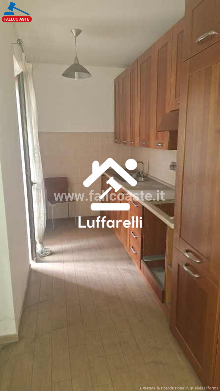 APPARTAMENTO VIA BORGHESIANA - ROMA — foto 4