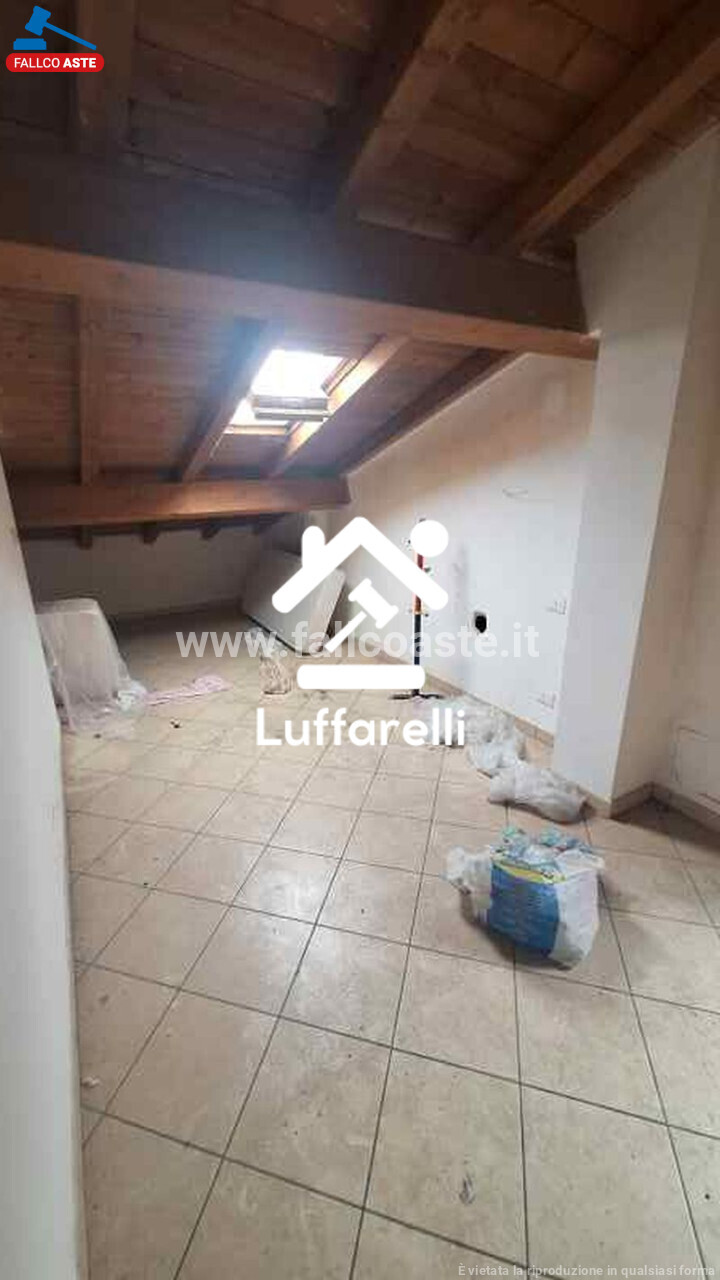 APPARTAMENTO VIA BORGHESIANA - ROMA — foto 5