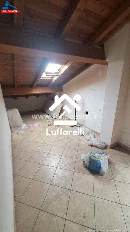 Immagine di APPARTAMENTO VIA BORGHESIANA – ROMA