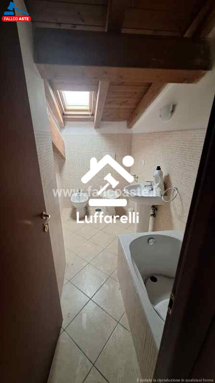 APPARTAMENTO VIA BORGHESIANA - ROMA — foto 7