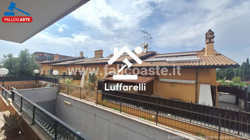 Immagine di APPARTAMENTO VIA BORGHESIANA – ROMA