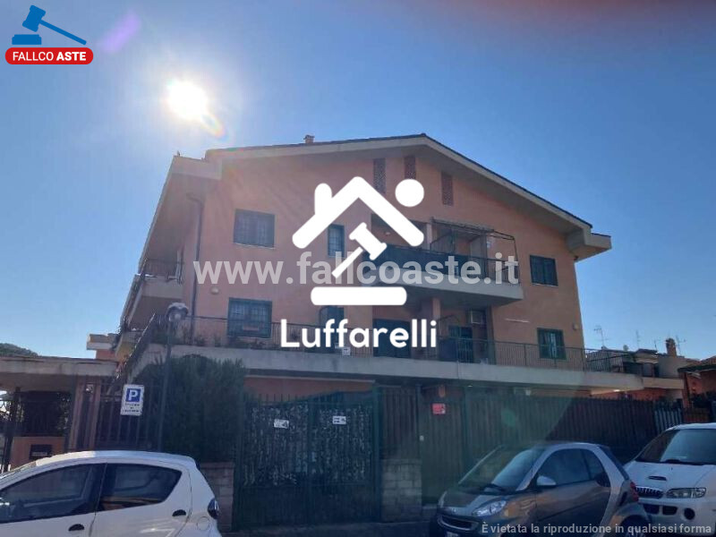 APPARTAMENTO VIA SAN DONATO DI NINEA - ROMA — foto 2