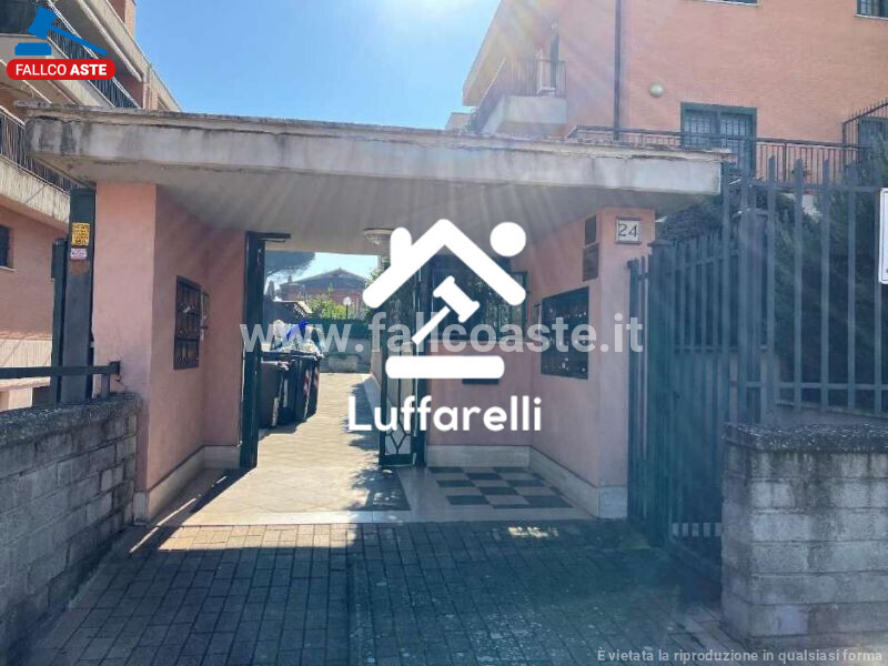 Immagine di APPARTAMENTO VIA SAN DONATO DI NINEA – ROMA