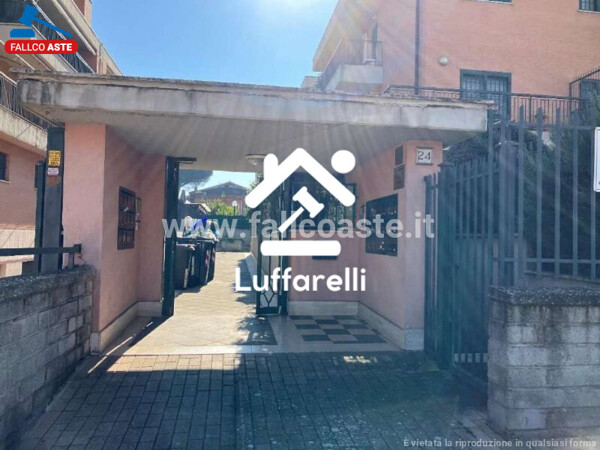 APPARTAMENTO VIA SAN DONATO DI NINEA - ROMA — foto 3