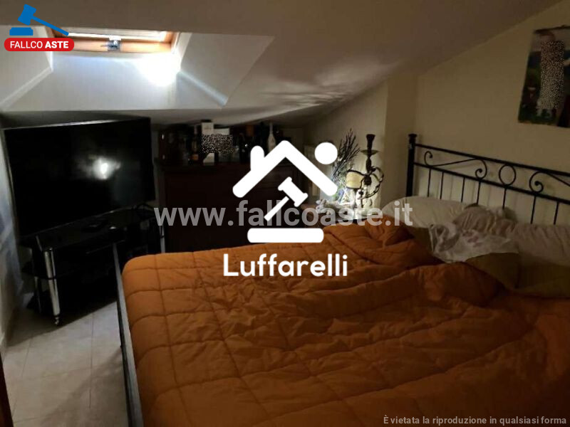 Immagine di APPARTAMENTO VIA SAN DONATO DI NINEA – ROMA