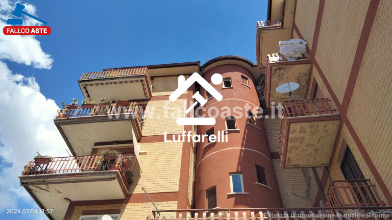 Immagine di APPARTAMENTO VIA MEZZOIUSO – ROMA