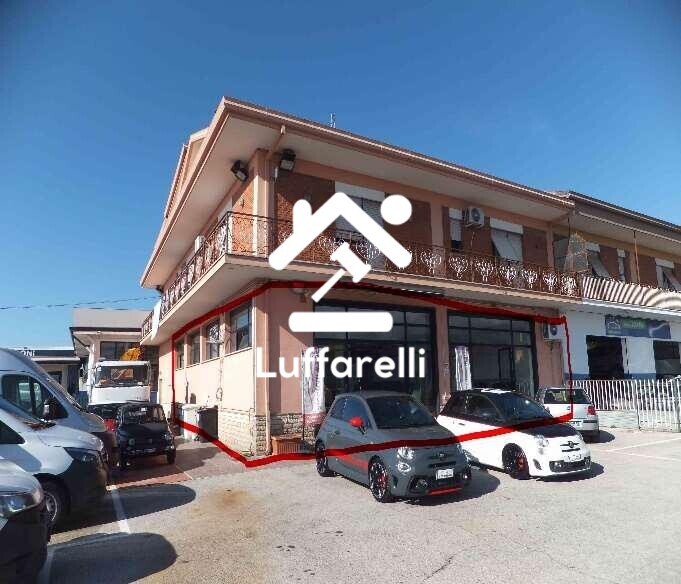 Immagine di LOCALE COMMERCIALE SR155 – ALATRI