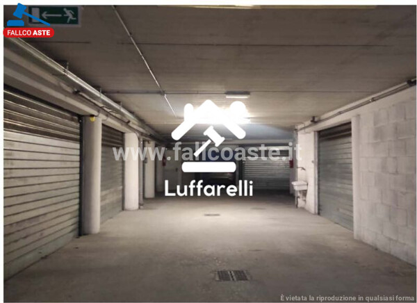 LOCALE COMMERCIALE VIA DELLA MARRANA - ROMA — foto 4