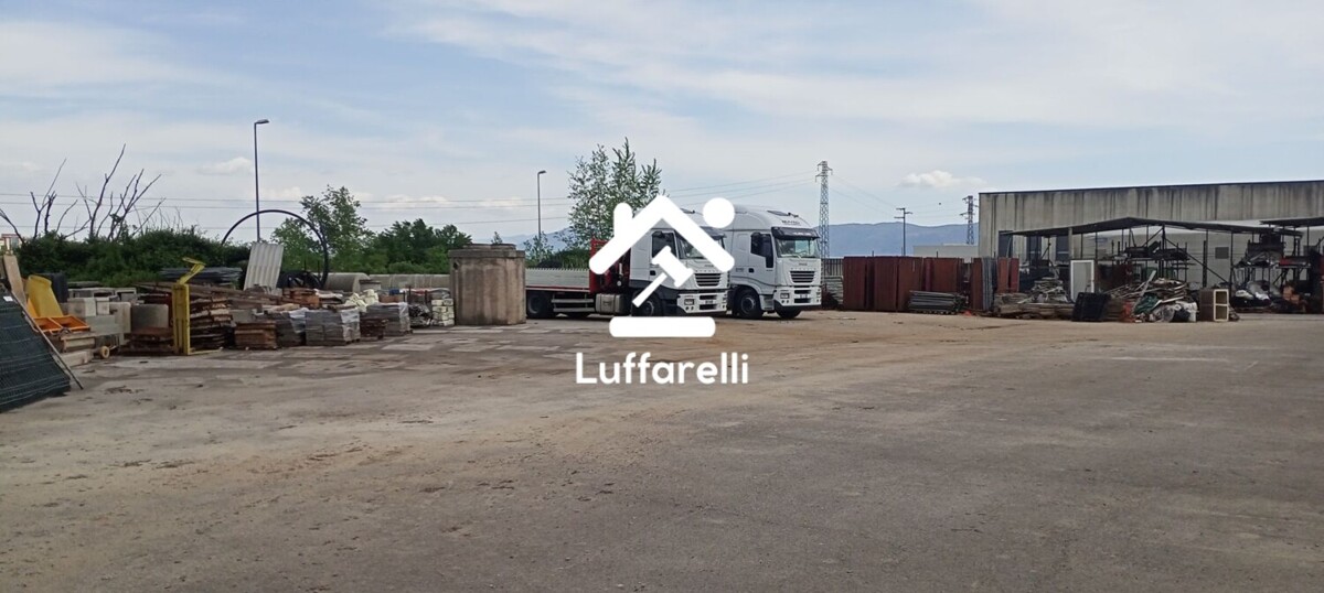 Immagine di CAPANNONE / IMMOBILI INDUSTRIALI VIA GIOVANNI AUGUSTA N. 14 – FROSINONE