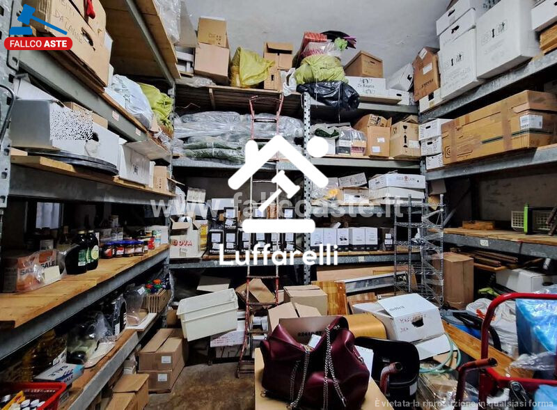 Immagine di DEPOSITO / MAGAZZINO VIA FLAVIA – ROMA