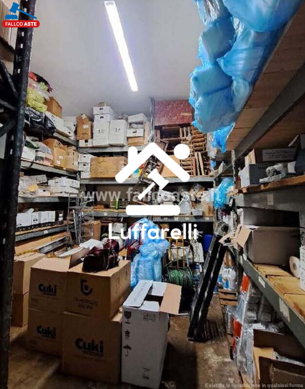Immagine di DEPOSITO / MAGAZZINO VIA FLAVIA – ROMA