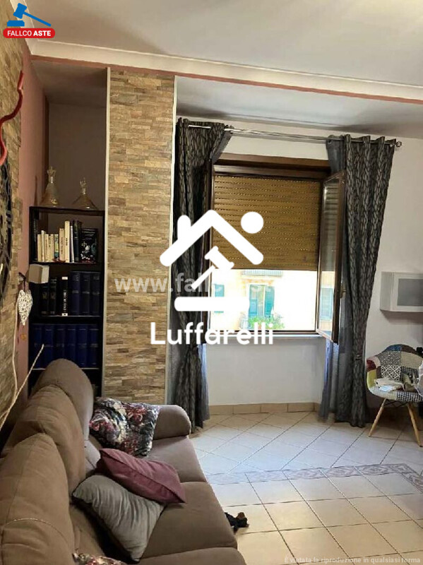 Immagine di APPARTAMENTO VIA BORGHESANO LUCCHESE – ROMA