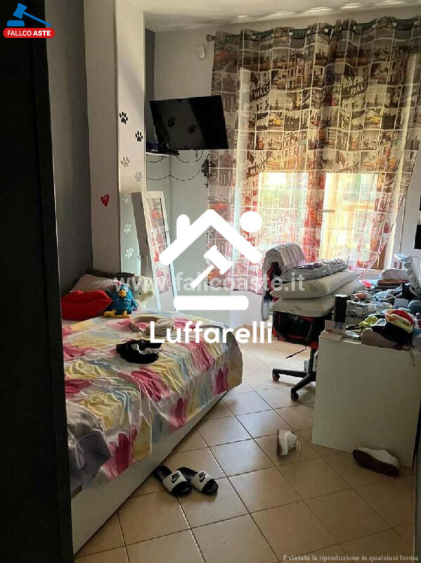 Immagine di APPARTAMENTO VIA BORGHESANO LUCCHESE – ROMA