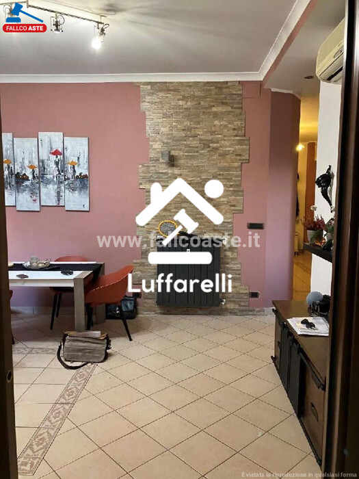 Immagine di APPARTAMENTO VIA BORGHESANO LUCCHESE – ROMA