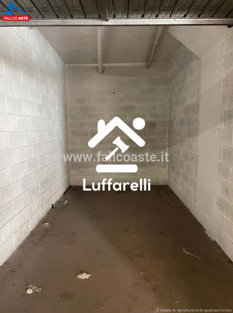 GARAGE VIA ASSISI - ROMA — foto 9