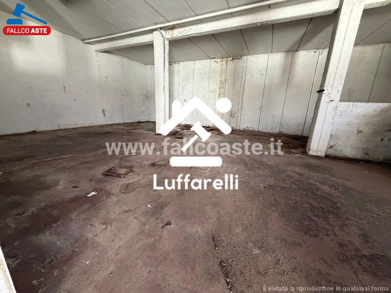Immagine di DEPOSITO / MAGAZZINO VIA CASILINA – ROMA