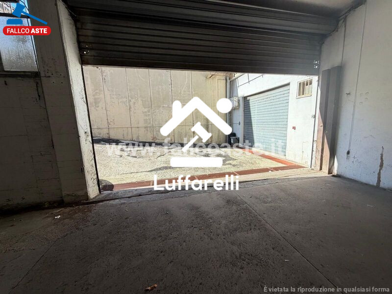 Immagine di DEPOSITO / MAGAZZINO VIA CASILINA – ROMA