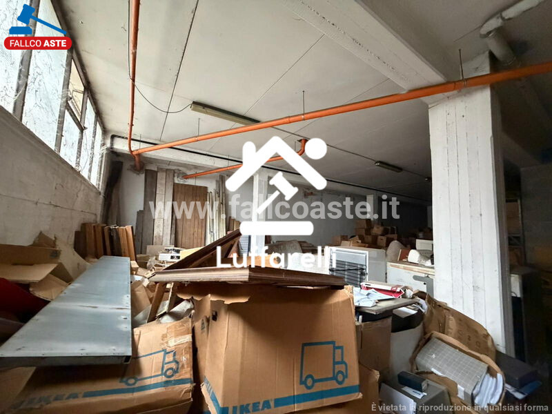 Immagine di DEPOSITO / MAGAZZINO VIA CASILINA – ROMA