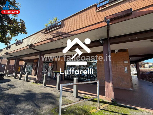 LOCALE COMMERCIALE VIA CASILINA - ROMA — foto 2