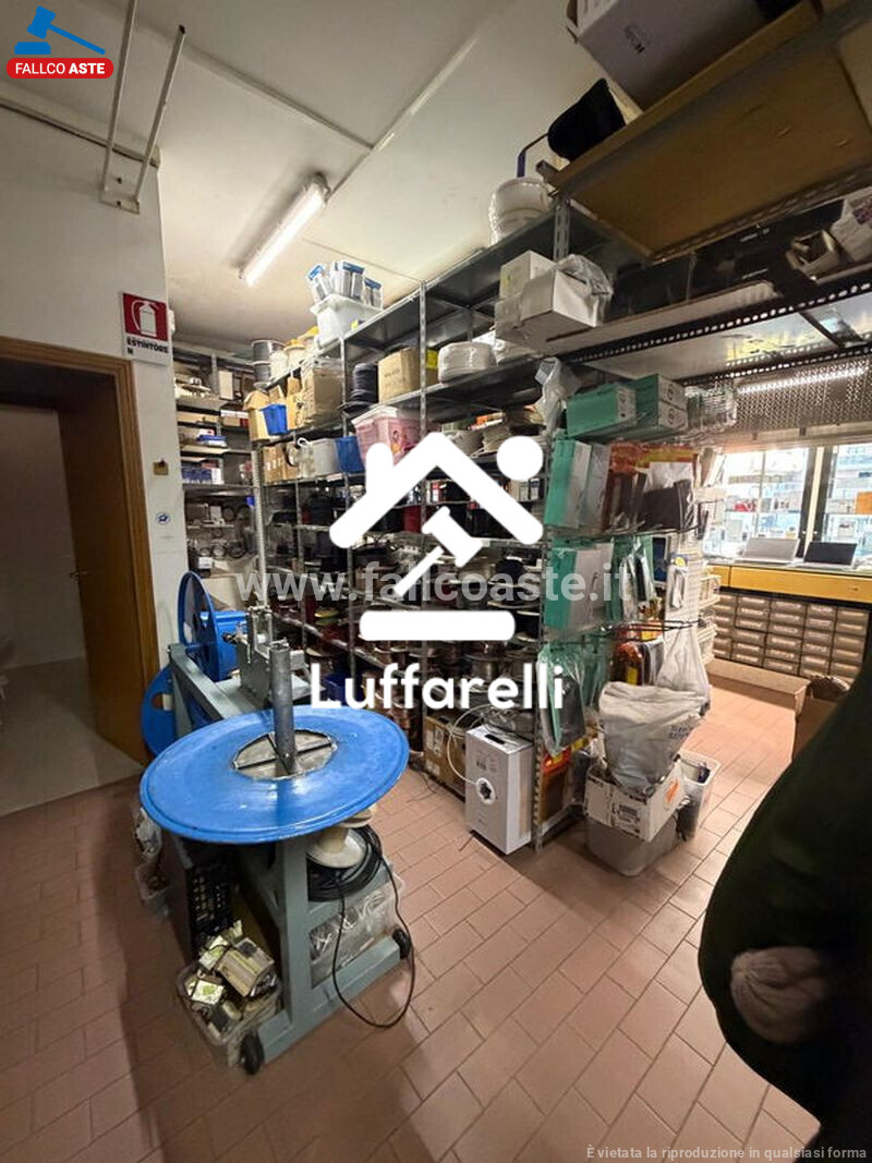 LOCALE COMMERCIALE VIA CASILINA - ROMA — foto 5