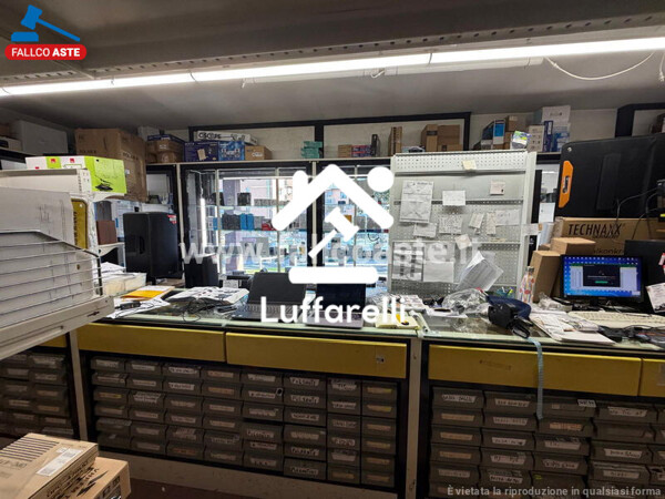 LOCALE COMMERCIALE VIA CASILINA - ROMA — foto 4
