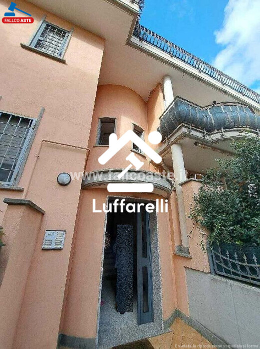 Immagine di DEPOSITO / MAGAZZINO VIA COMITINI – ROMA