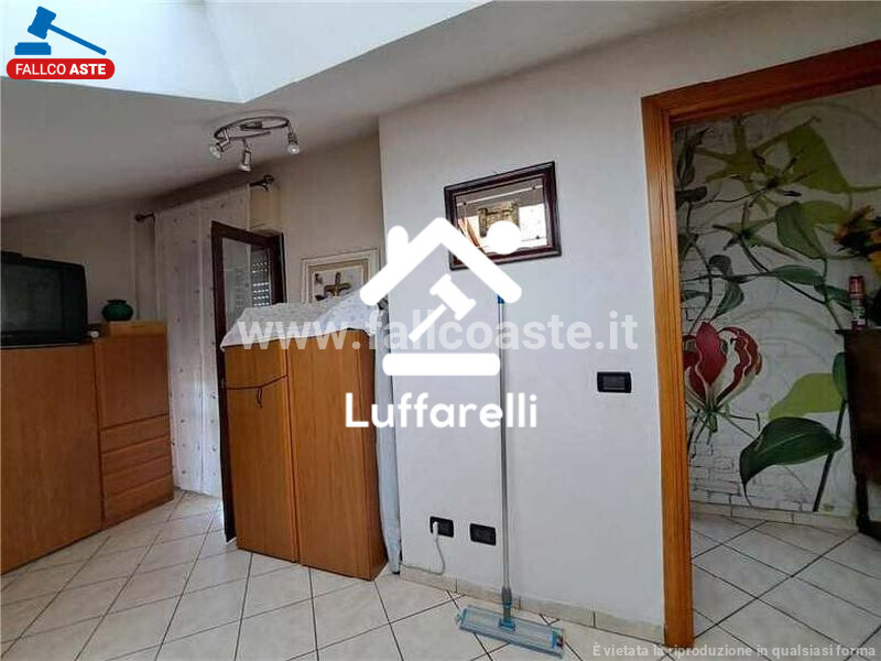 Immagine di DEPOSITO / MAGAZZINO VIA COMITINI – ROMA