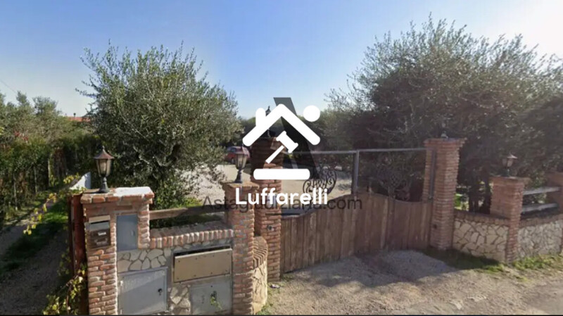 Immagine di CASA / VILLA VIA DEL COLLE DELLA LITE N. 31 – ROMA