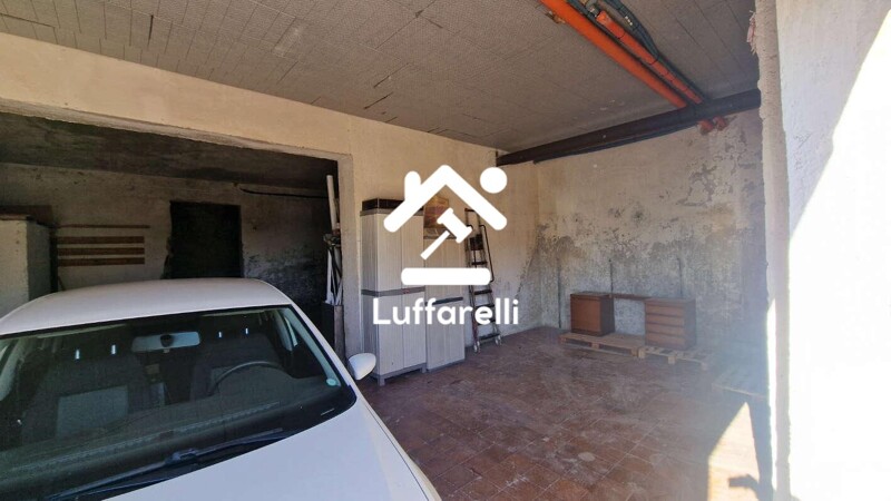 Immagine di LOCALE COMMERCIALE VIA ARIANA – VELLETRI