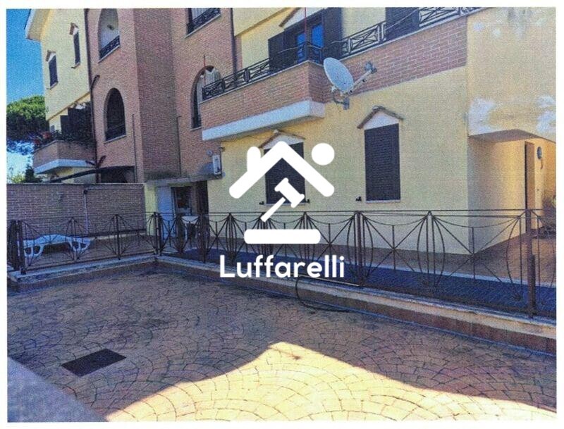 Immagine di CASA / VILLA VIA LAGO DI MORO – NETTUNO