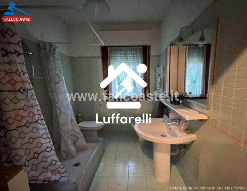 Immagine di APPARTAMENTO VIA VILLAROSA – ROMA