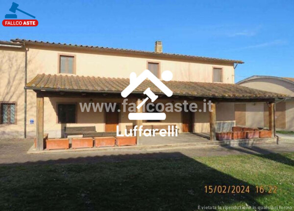 STRUTTURE AGRICOLE STRADA DELLA BADIOLA N.3 - PALOMBARA SABINA — foto 3