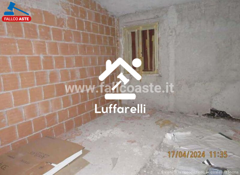 Immagine di STRUTTURE AGRICOLE STRADA DELLA BADIOLA N.3 – PALOMBARA SABINA