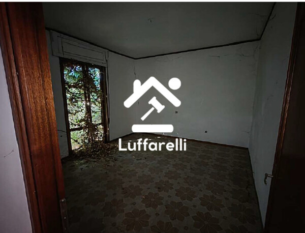 GARAGE / POSTO AUTO VIA DEI MOLINI - FERENTINO — foto 4