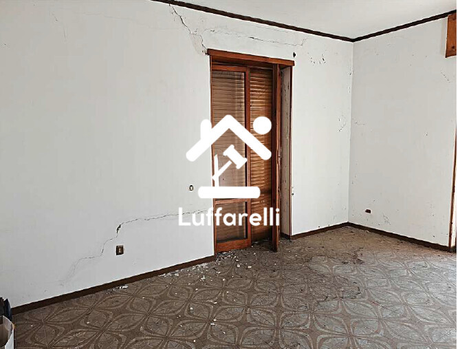 Immagine di GARAGE / POSTO AUTO VIA DEI MOLINI – FERENTINO