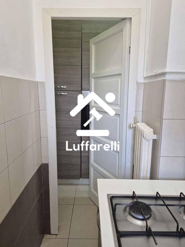 Immagine di APPARTAMENTO VIA PARAVIA  80 – MILANO