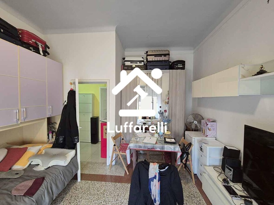 Immagine di APPARTAMENTO VIA PARAVIA  80 – MILANO