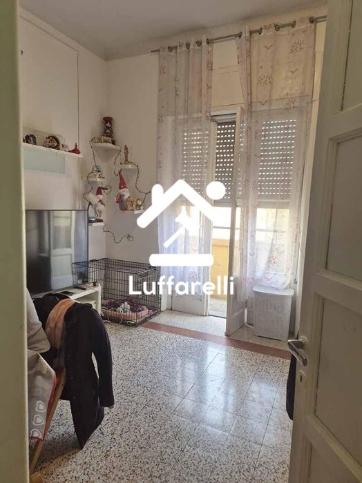 Immagine di APPARTAMENTO VIA PARAVIA  80 – MILANO