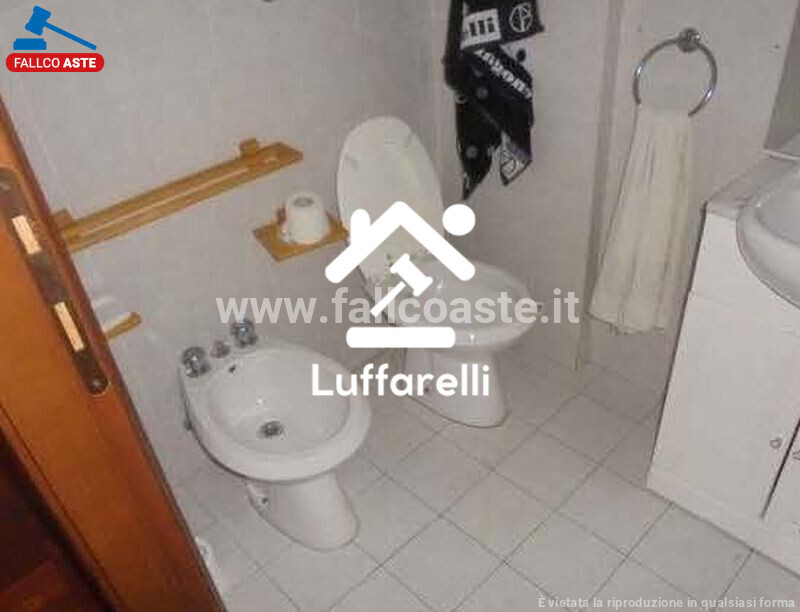 Immagine di DEPOSITO / MAGAZZINO VIA DEGLI ABETI – FONTE NUOVA