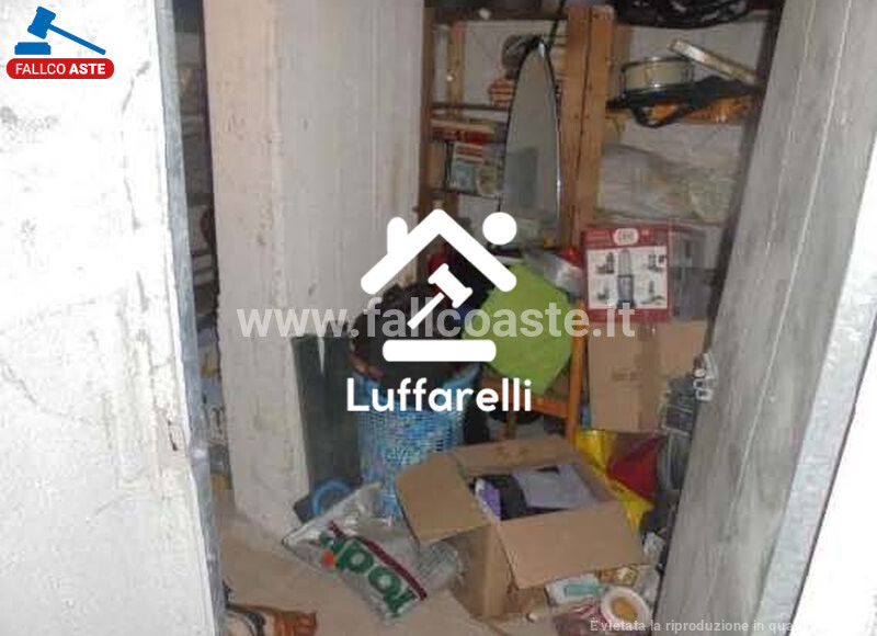 Immagine di DEPOSITO / MAGAZZINO VIA DEGLI ABETI – FONTE NUOVA