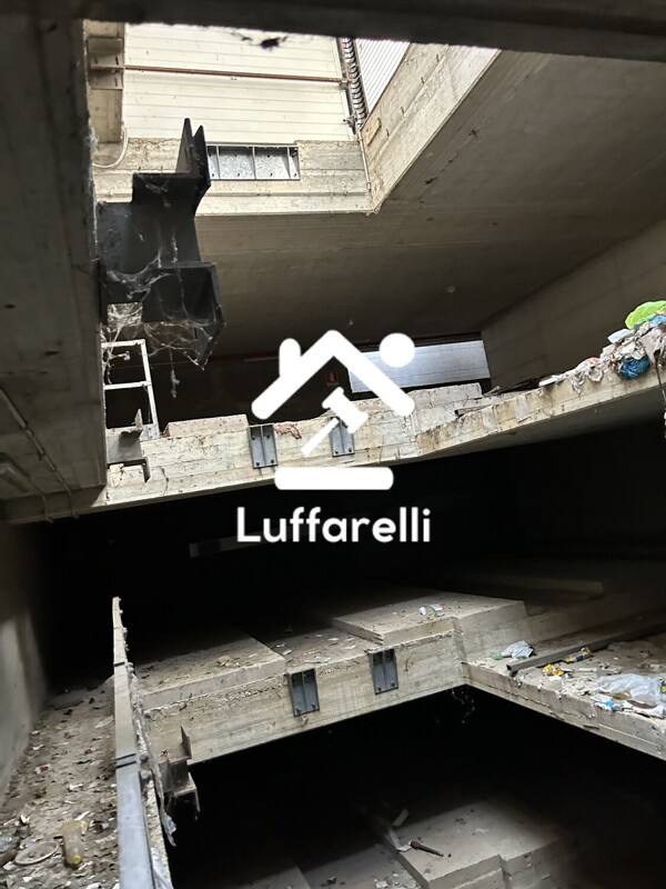 Immagine di GARAGE / POSTO AUTO VIA DINO PENAZZATO – ROMA