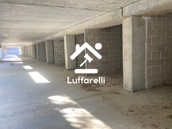 GARAGE / POSTO AUTO VIA LUIGI LODI - ROMA — foto 2