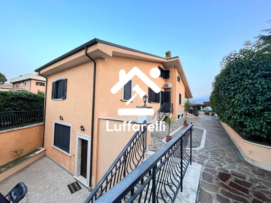 Immagine di CASA / VILLA VIA CASILINA – ROMA
