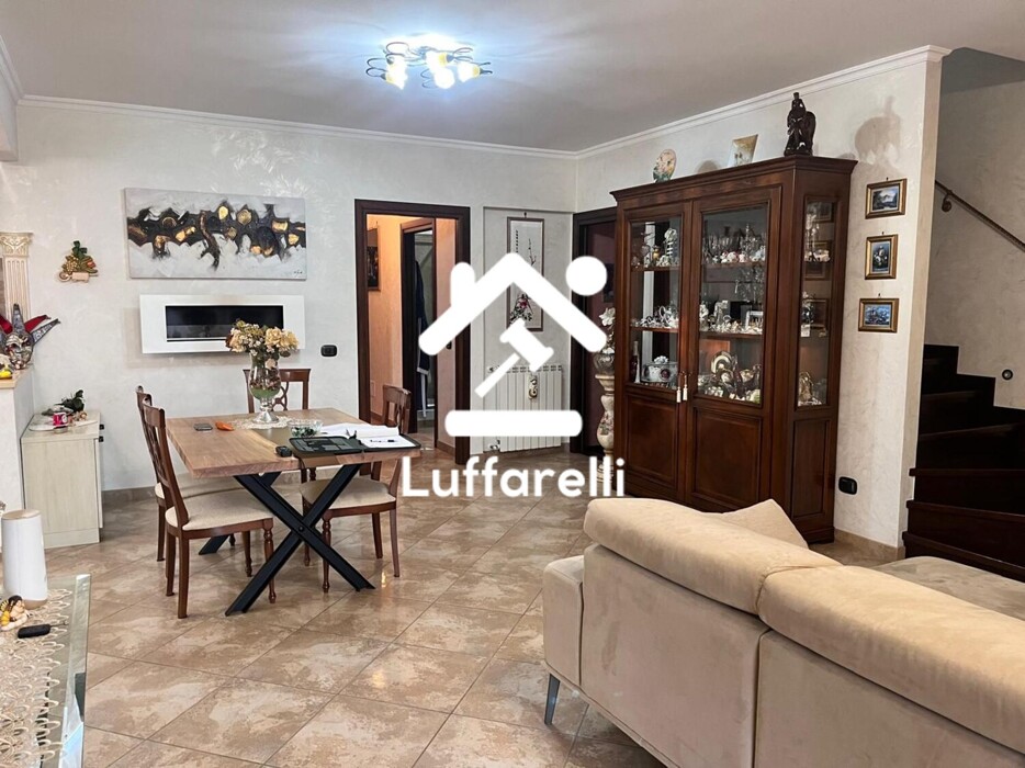 Immagine di CASA / VILLA VIA CASILINA – ROMA