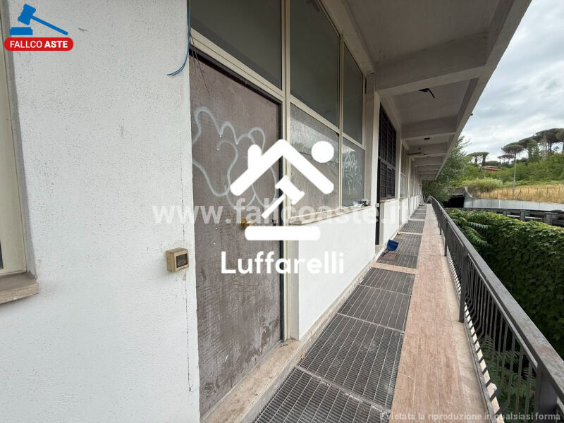 Immagine di LOCALE COMMERCIALE PIAZZA PASSO DEL PORDOI – ROMA