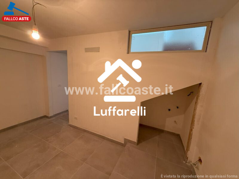 LOCALE COMMERCIALE PIAZZA PASSO DEL PORDOI - ROMA — foto 5
