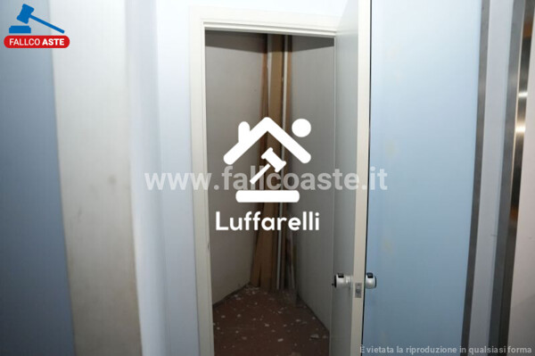 LOCALE COMMERCIALE VIA TIBURTINA VALERIA - TIVOLI — foto 9